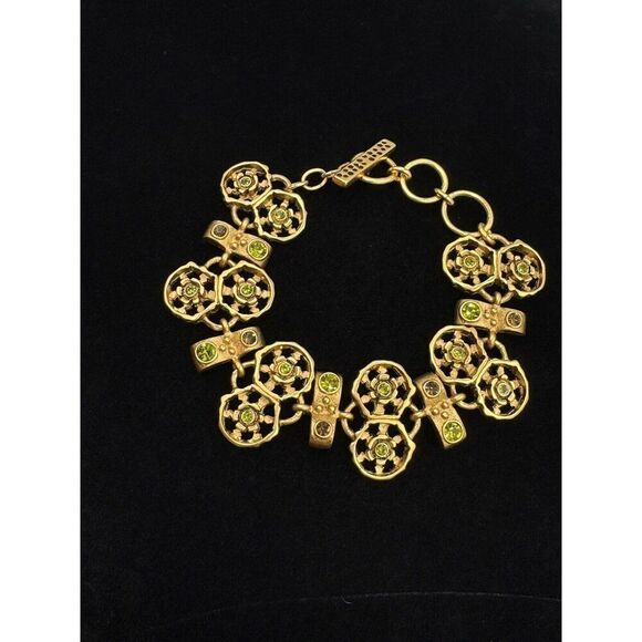 Premier Designs Brushed Yellow Gold Tone‎ Green Rhinestone Toggle Bracelet - Picture 10 of 10